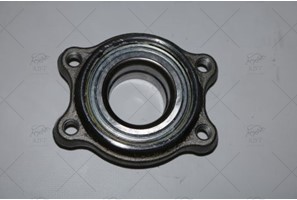 WHEEL HUB