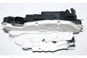 KAPI KILIDI ON SAG AMAROK-CC-SCIROCCO-A1-IBIZA 12-> 3 KAPI