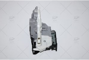 KAPI KILIDI SAG ARKA PASSAT 05->