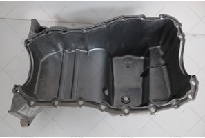 ENGINE OIL PAN