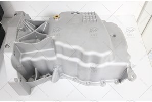 ENGINE OIL PAN